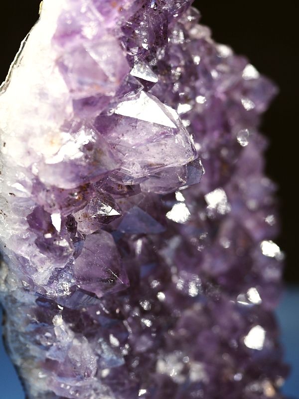 アメジスト紫水晶原石クラスター ブラジル産 1758g (131)