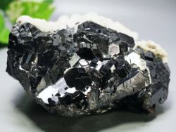 閃亜鉛鉱/方解石/水晶<br> 極東ロシア/ダリネゴルスク産<br> (619) <font color=red>セール品</font>